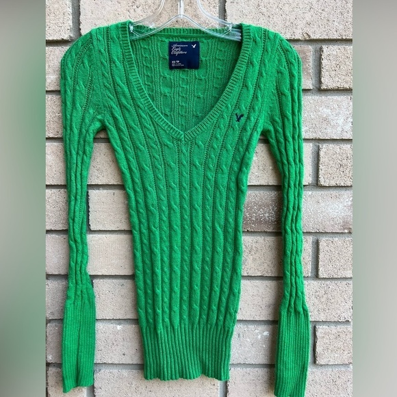 American Eagle Pine Green V Neck Long Sleeve Sweater XS - Picture 2 of 4